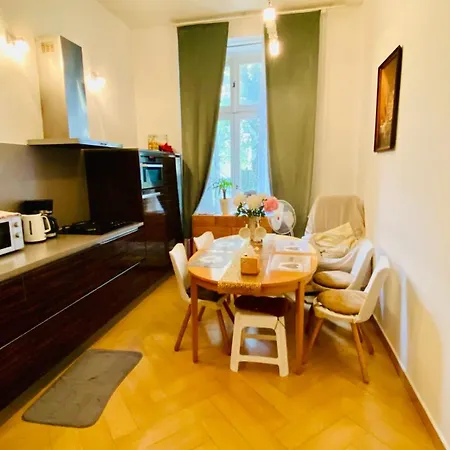 Private In The Centre
