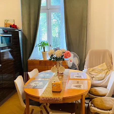 Apart-hotel Private In The Centre